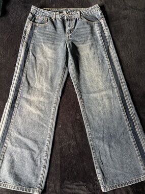 Women’s Two-Tone Blue Wide-Leg Jeans